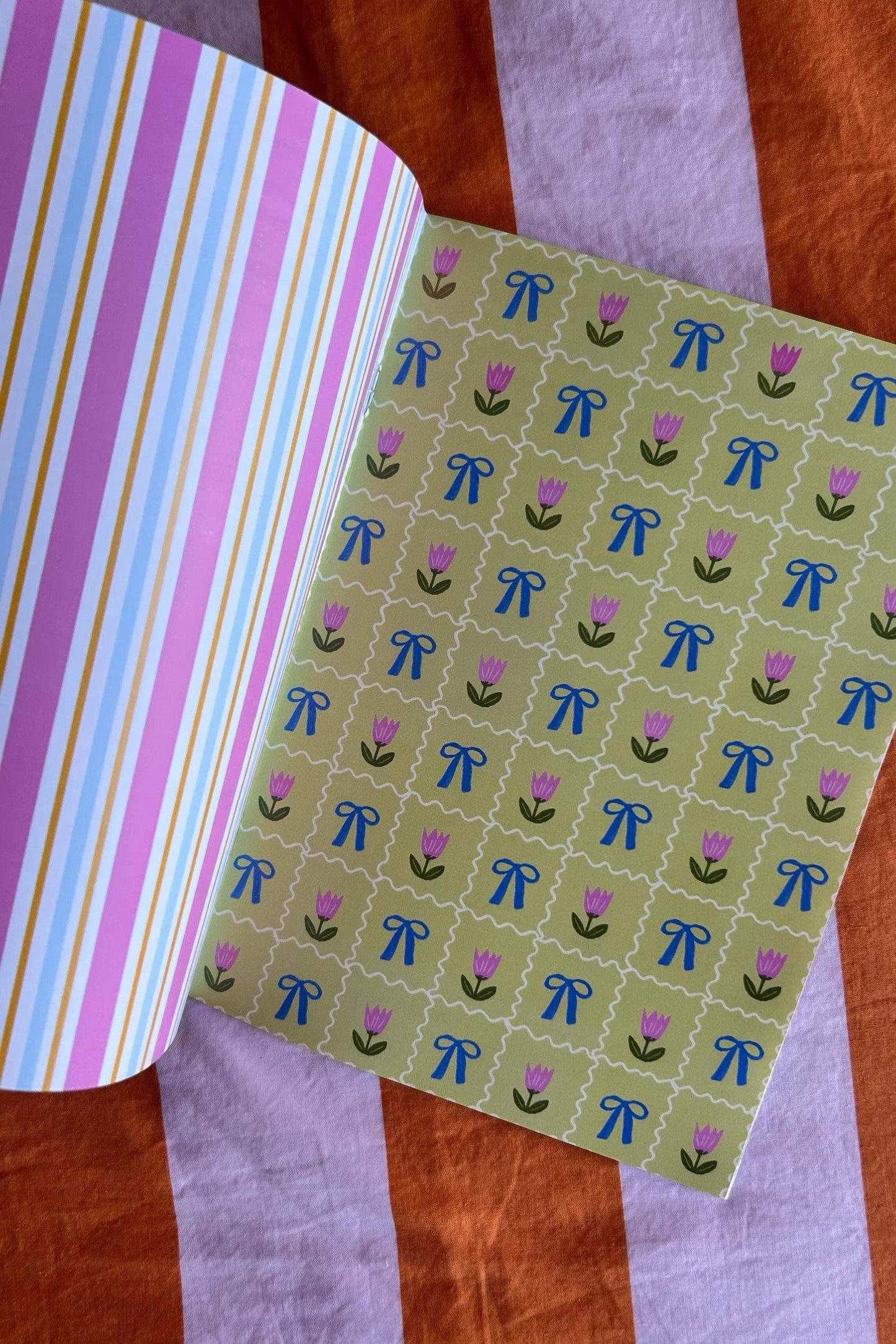 NanyCraftShop Scrapbook Paper Book - Spring Edition