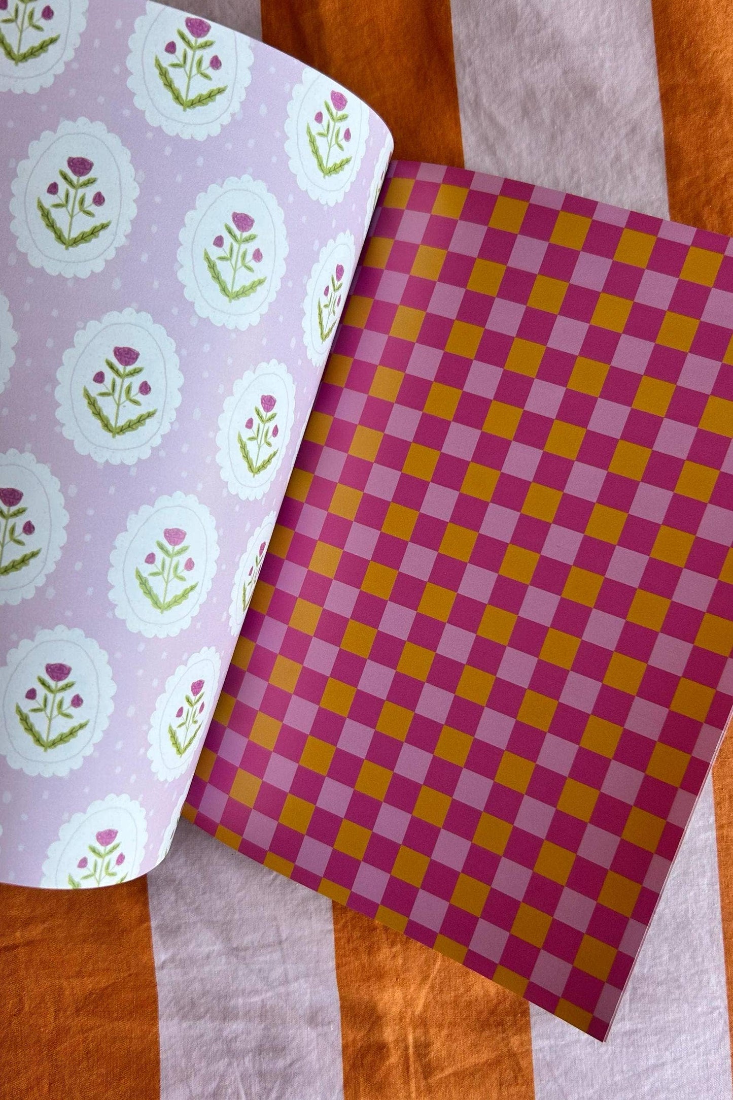 NanyCraftShop Scrapbook Paper Book - Spring Edition